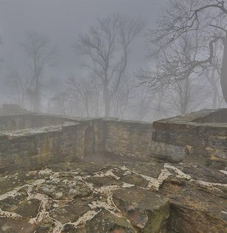 Blick ins innere der Ruine der Burg Hohenstauffen