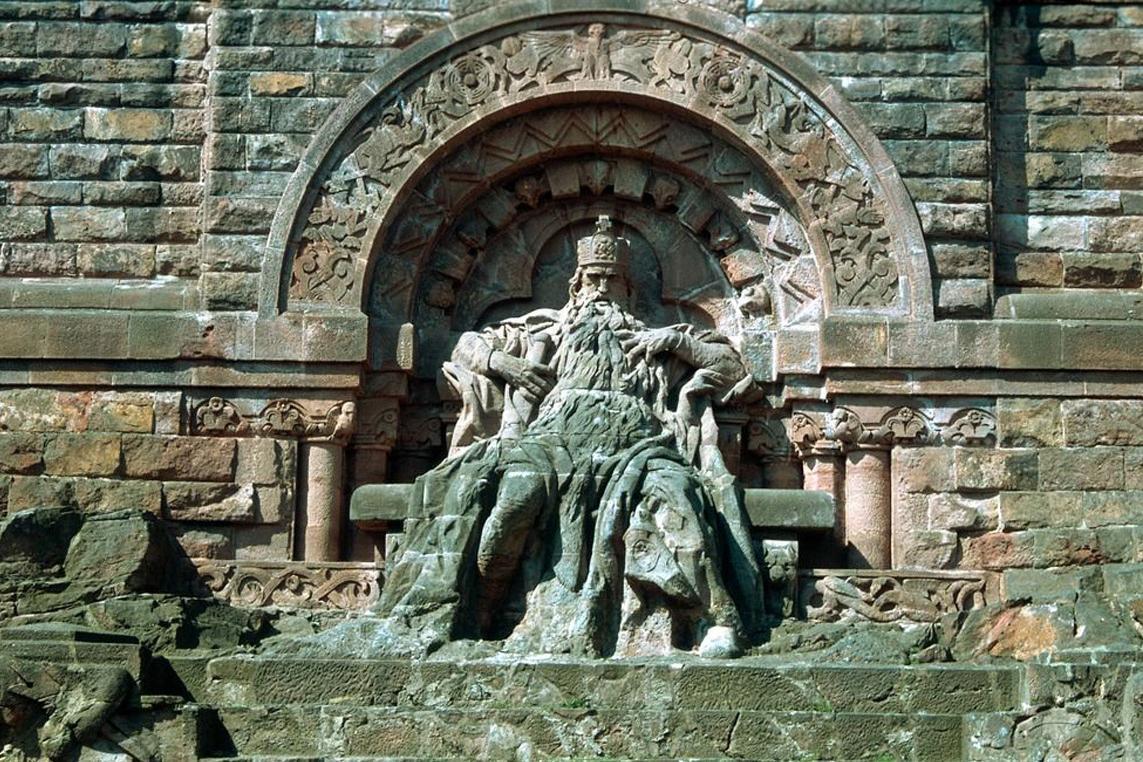 Kaiser Barbarossa im Kyffhäuser-Denkmal bei Steintalleben