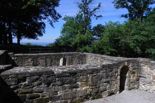 Ruinen der Burg Hohenstauffen