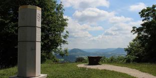 Stauferstele auf dem Hohenstaufen