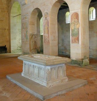 Tumba im Mittelschiff der Klosterkirche Lorch